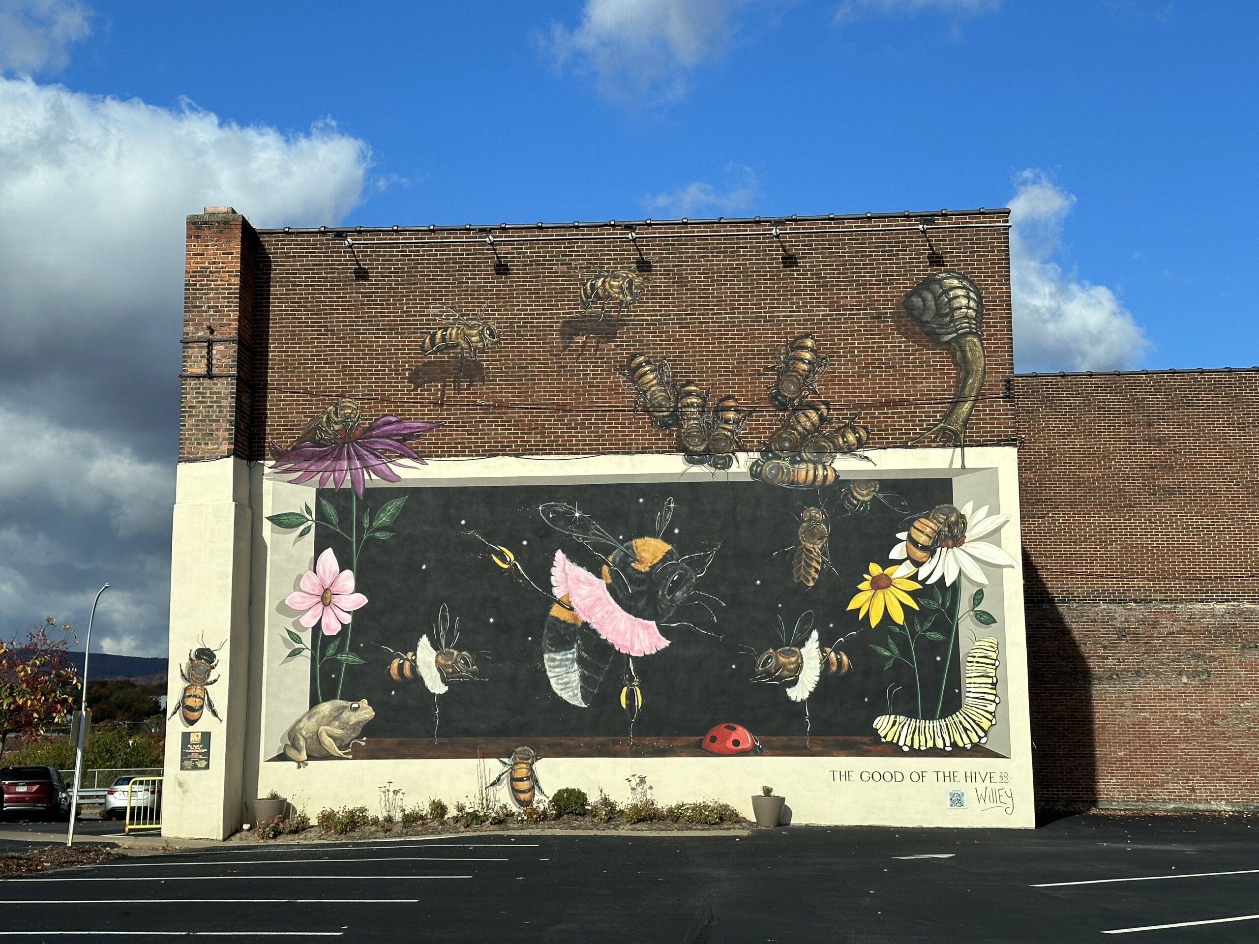 "The Good of the Hive” mural by artist Artist Matthew Willey